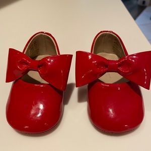 Elephantito Red Baby shoes in size 3